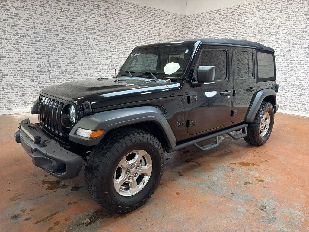 Used 2021 Black Jeep Unlimited Sport image 3