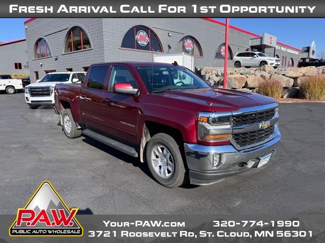 2017 Chevrolet Silverado 1500 LT1 photo 2