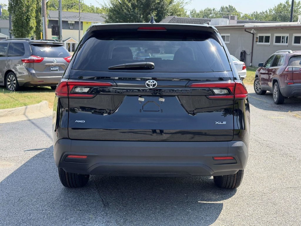 Used 2025 Black Toyota XLE image 21