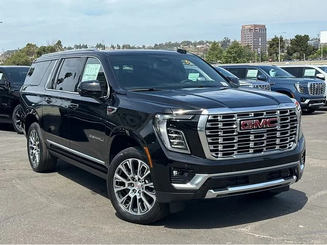 2026 GMC Yukon Denali AWD's photo
