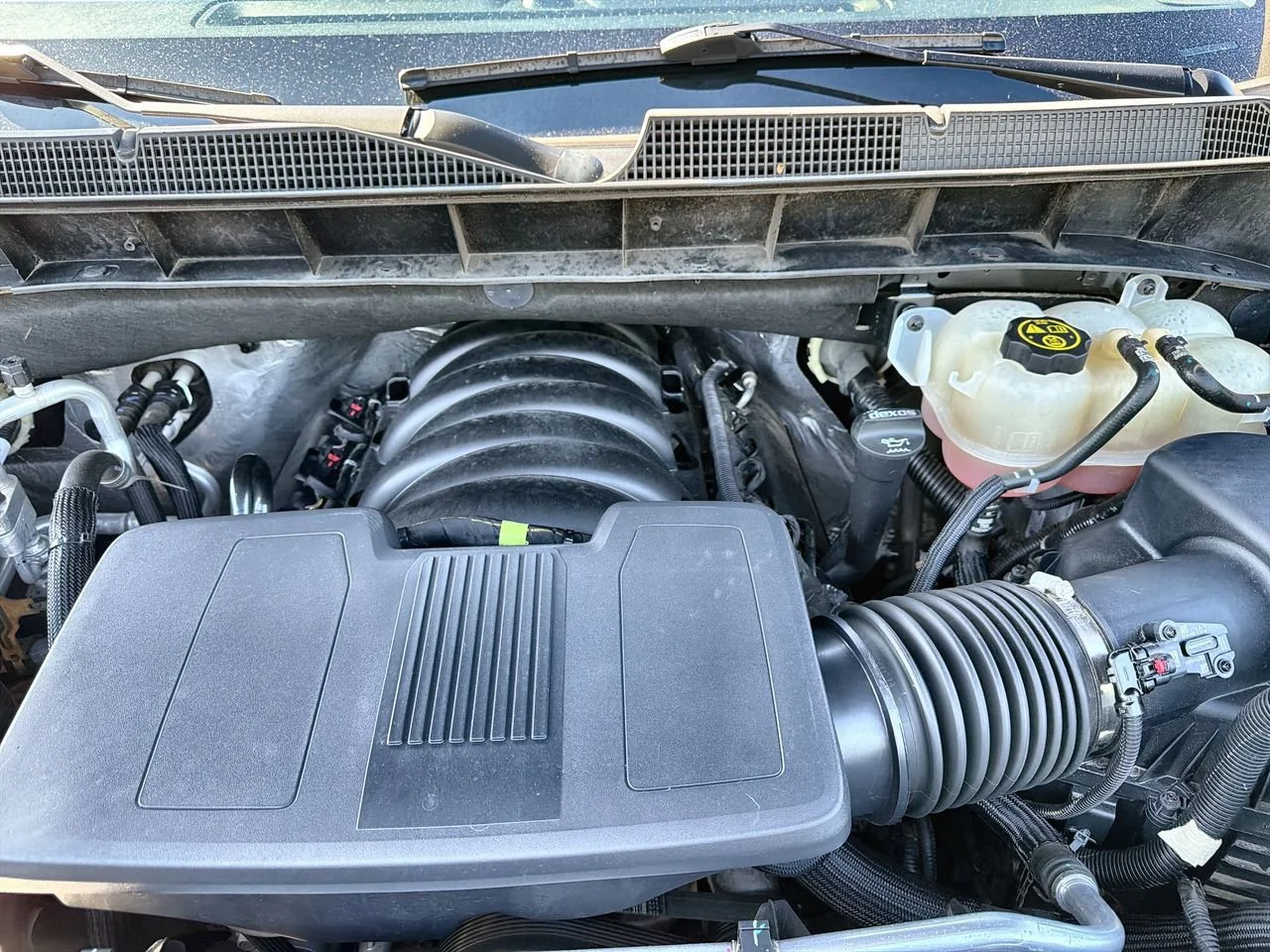 Used 2022 Black Chevrolet RST image 25