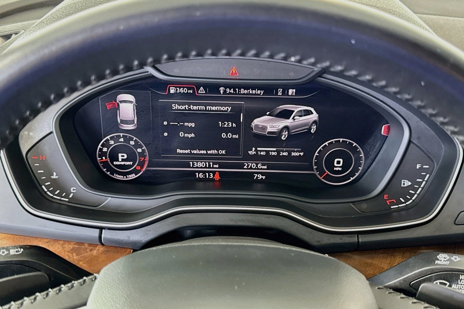 Used 2018 Navarra Blue Metal Audi Premium Plus image 12