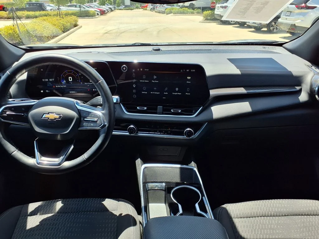 Used 2025 Gray Chevrolet LT image 24