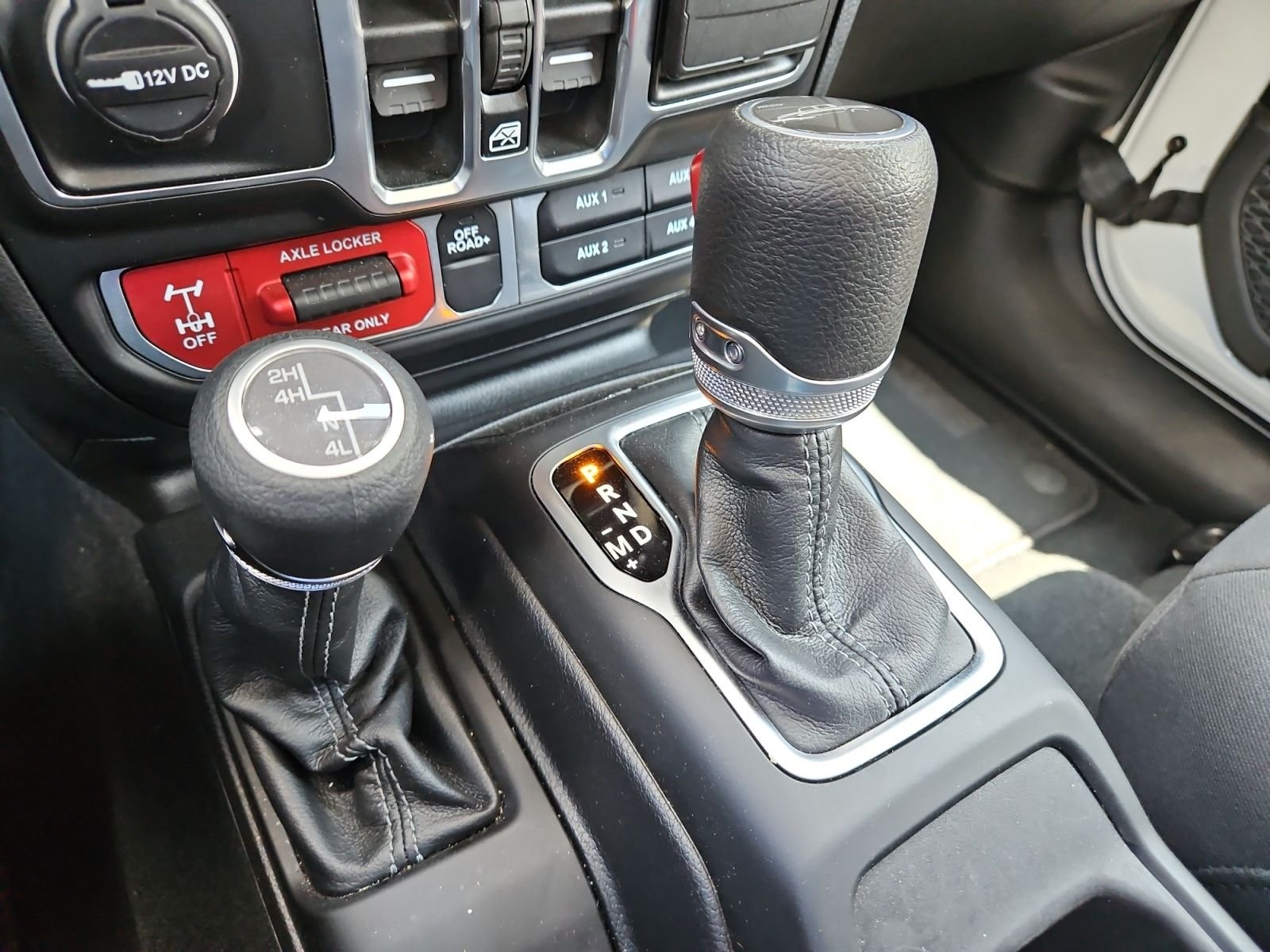 Used 2026 White Jeep Mojave image 27