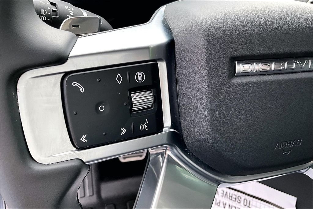 Used 2025 Blue Land Rover Dynamic SE image 20