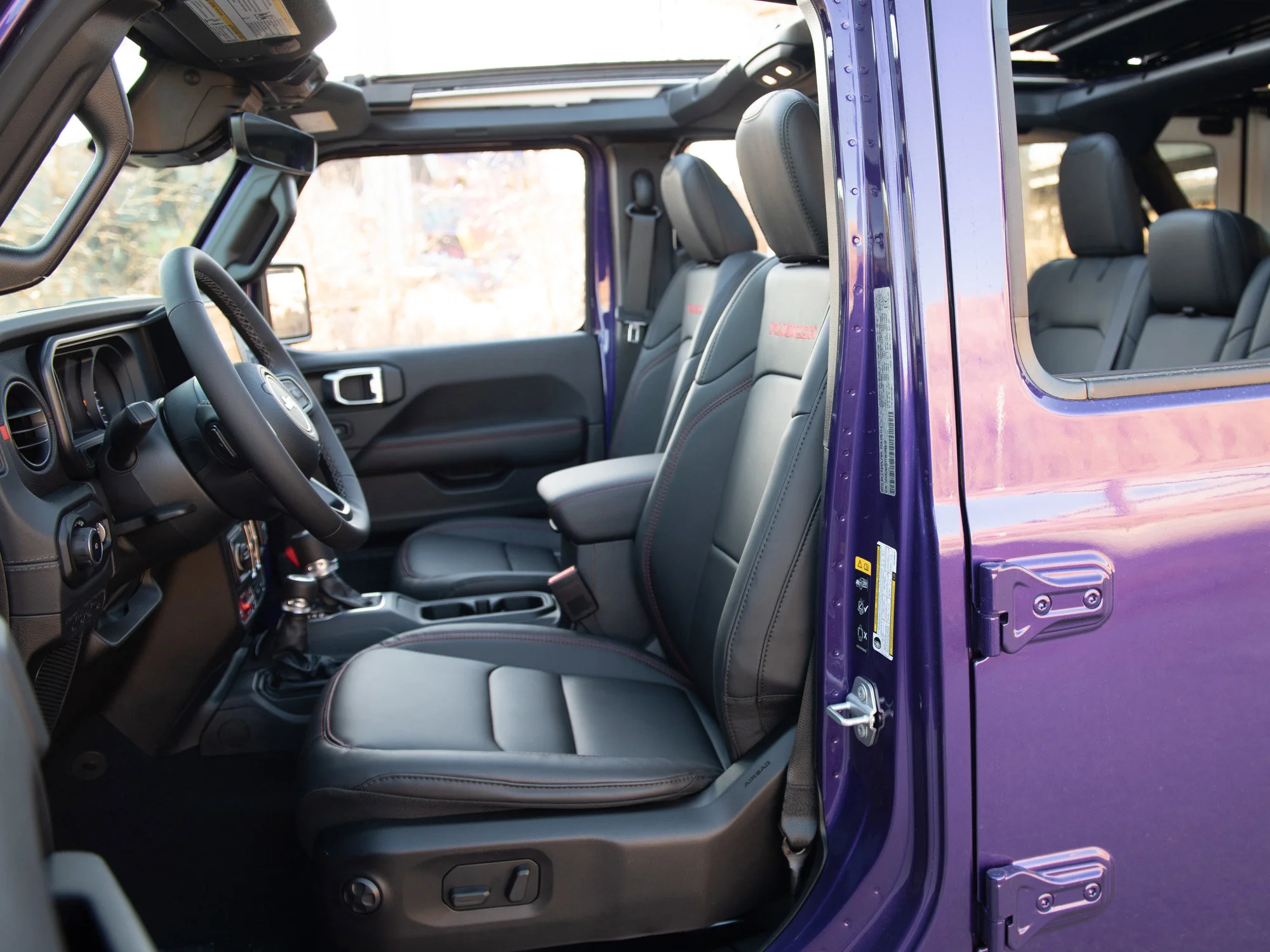 Used 2026 reign Jeep Rubicon X* 4 Door 4x4, Sky 1-Touch Pwr Top, Steel Bumpers, 35 Inch Tires image 24