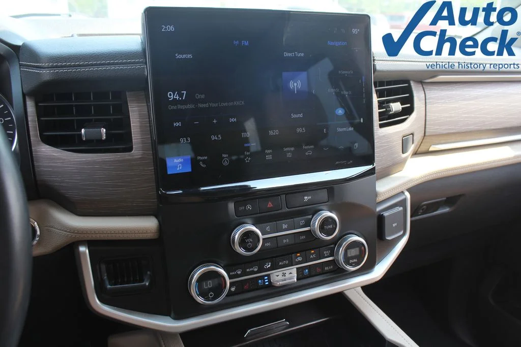 Used 2024 Black Ford Limited image 16