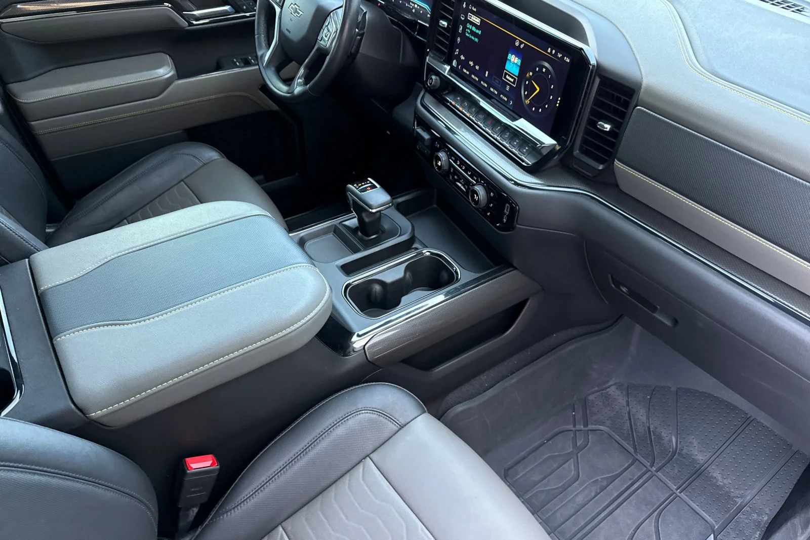 Used 2023 Sand Dune Metallic Chevrolet ZR2 image 16