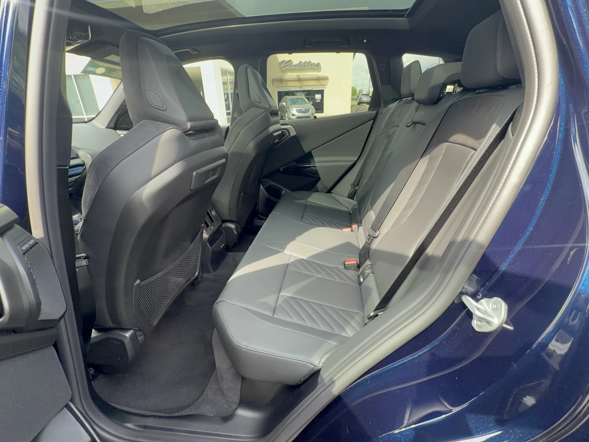 Certified Used 2026 BLUE BMW M50 xDrive image 27