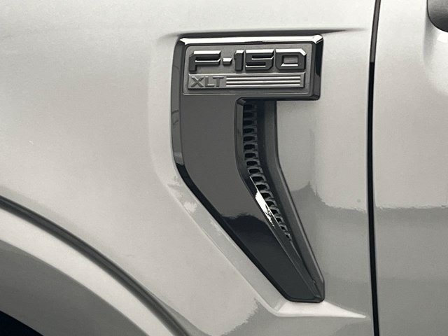 Used 2025 Carbonized Gray Ford XLT image 36