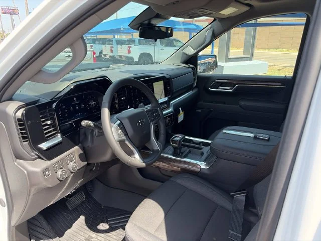 New 2026 Summit White Chevrolet LT Trail Boss image 10