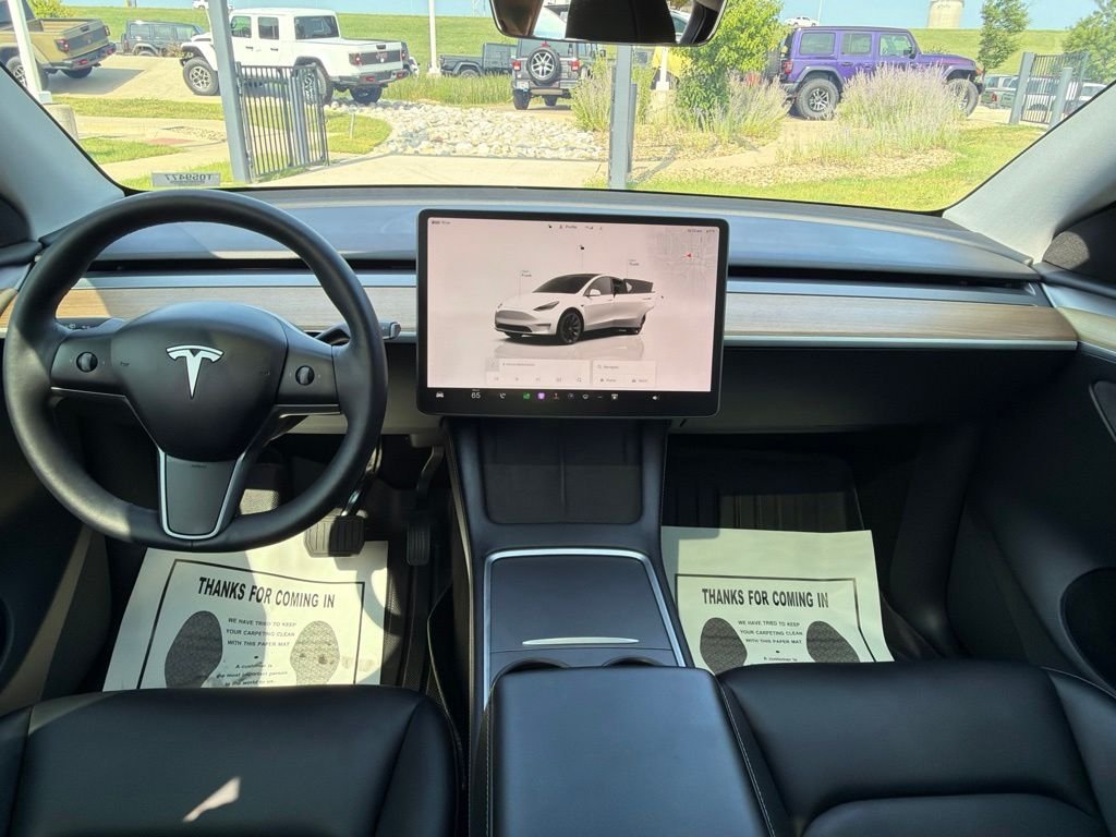 Used 2023 White Tesla Long Range image 13