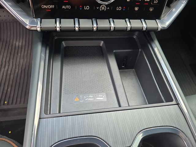 2024 GMC Acadia AT4 - Photo 21