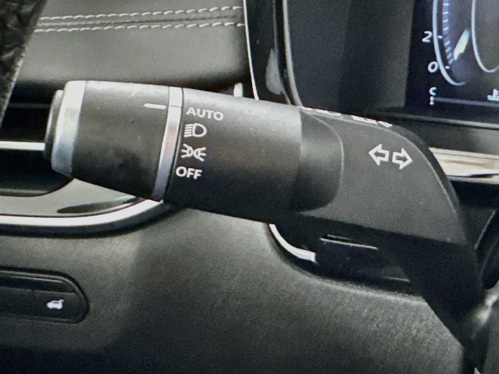 Certified Used 2024 Blue INFINITI LUXE image 15