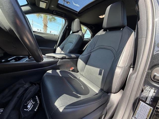 Used 2024 CAVIAR Lexus Premium 4dr Crossover image 9