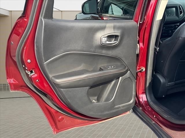 Used 2021 Red Jeep Latitude image 13