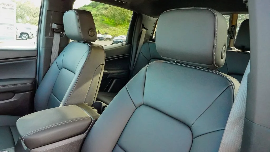 2026 GMC Canyon Elevation - Photo 13