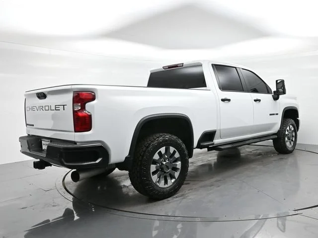 Used 2024 Summit White Chevrolet Custom image 7