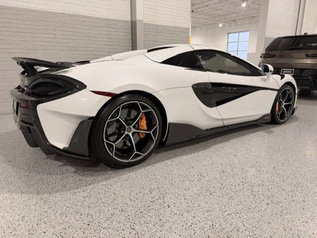 Used 2020 White McLaren Base image 3