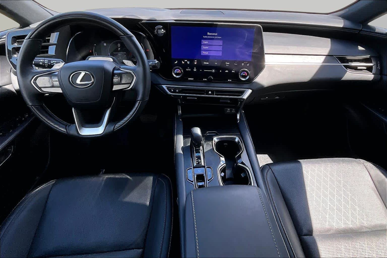 Used 2024 Iridium Lexus Premium Plus image 16