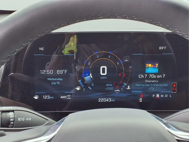 Used 2025 Black Chevrolet LT image 17
