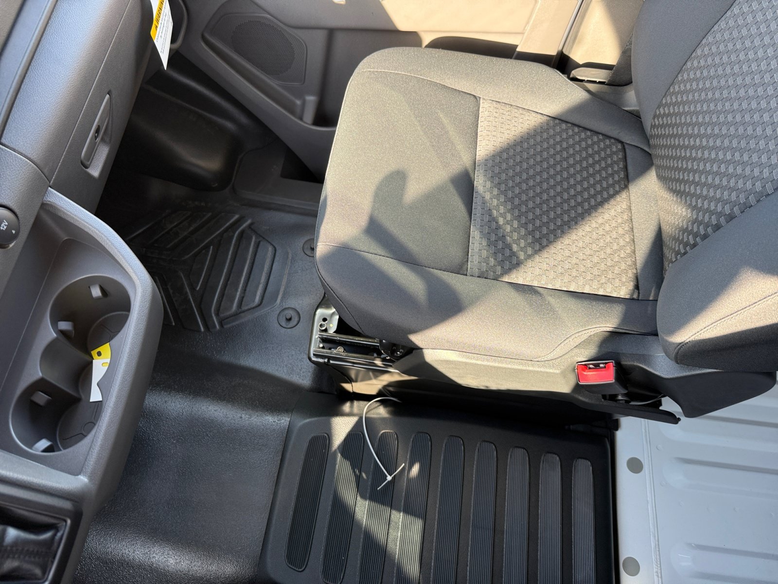 New 2027 Oxford White Ford Cargo Van image 14