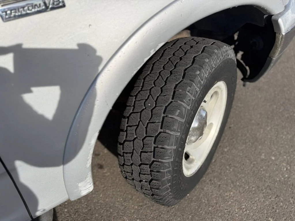 Used 2002  Ford King Ranch image 52