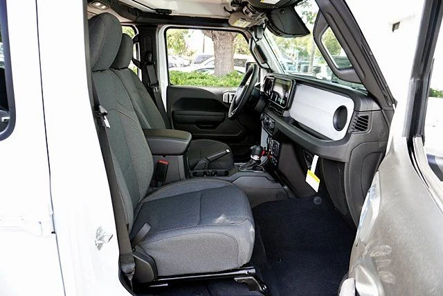 New 2026 Bright White Clear-Coat Exterior Paint Jeep Willys image 17