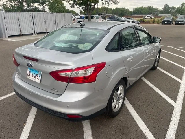 Used 2013 Silver Ford SE image 4