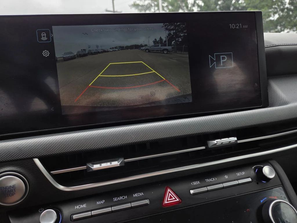Used 2024 Black Hyundai SEL image 12