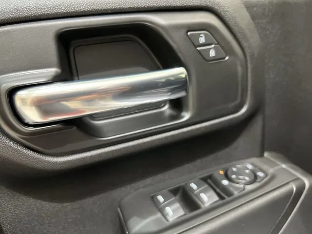 2026 GMC Sierra 3500HD Pro - Photo 21