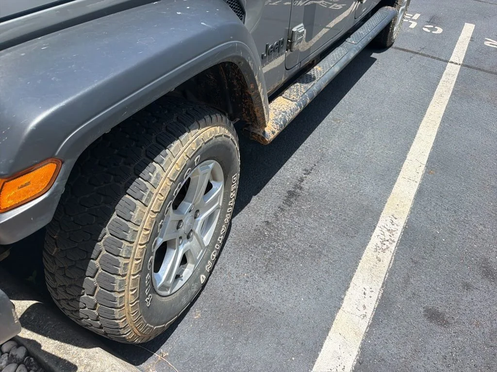 Used 2023 Sting-gray Clearcoat Jeep Sport image 4