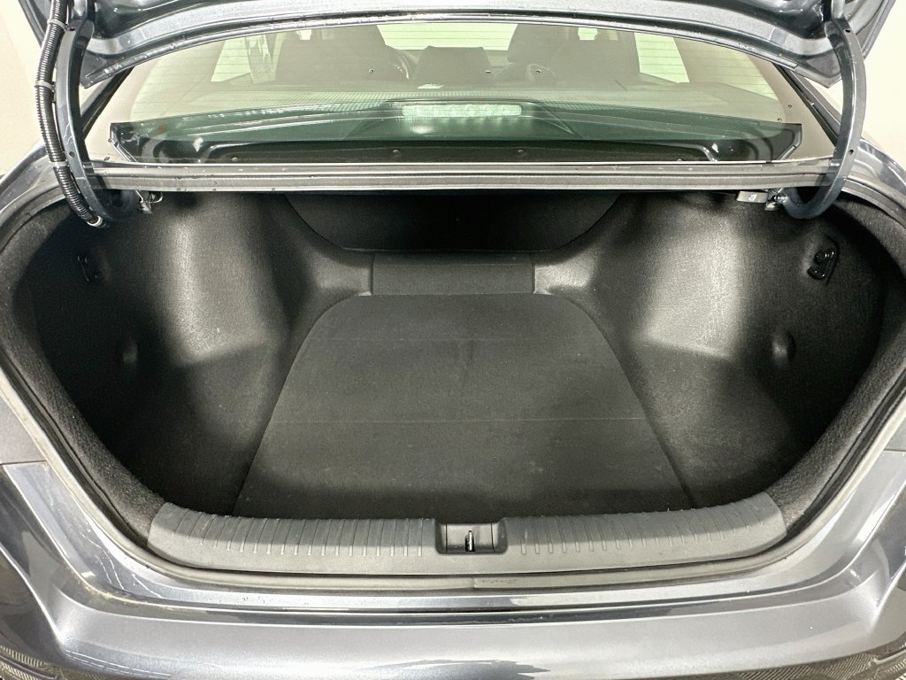 Used 2024  Honda LX image 24