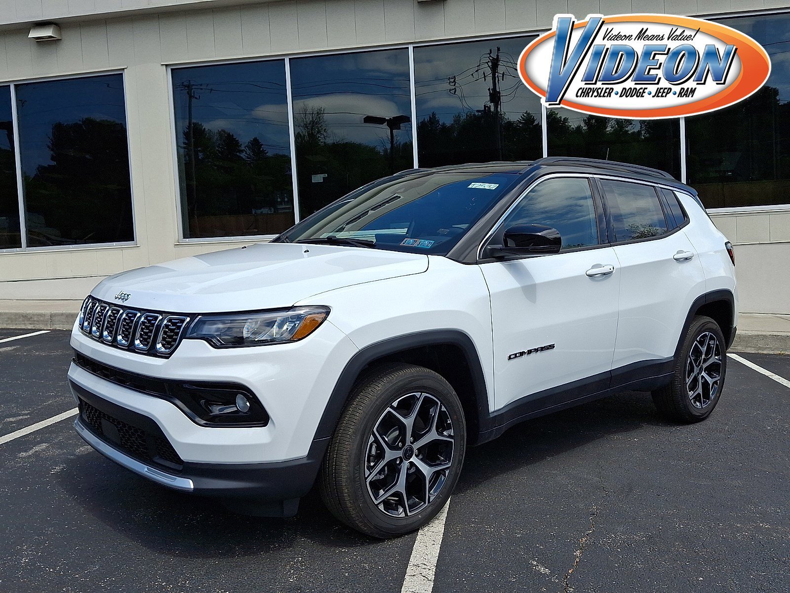 2026 Jeep Compass Limited 4X4's photo