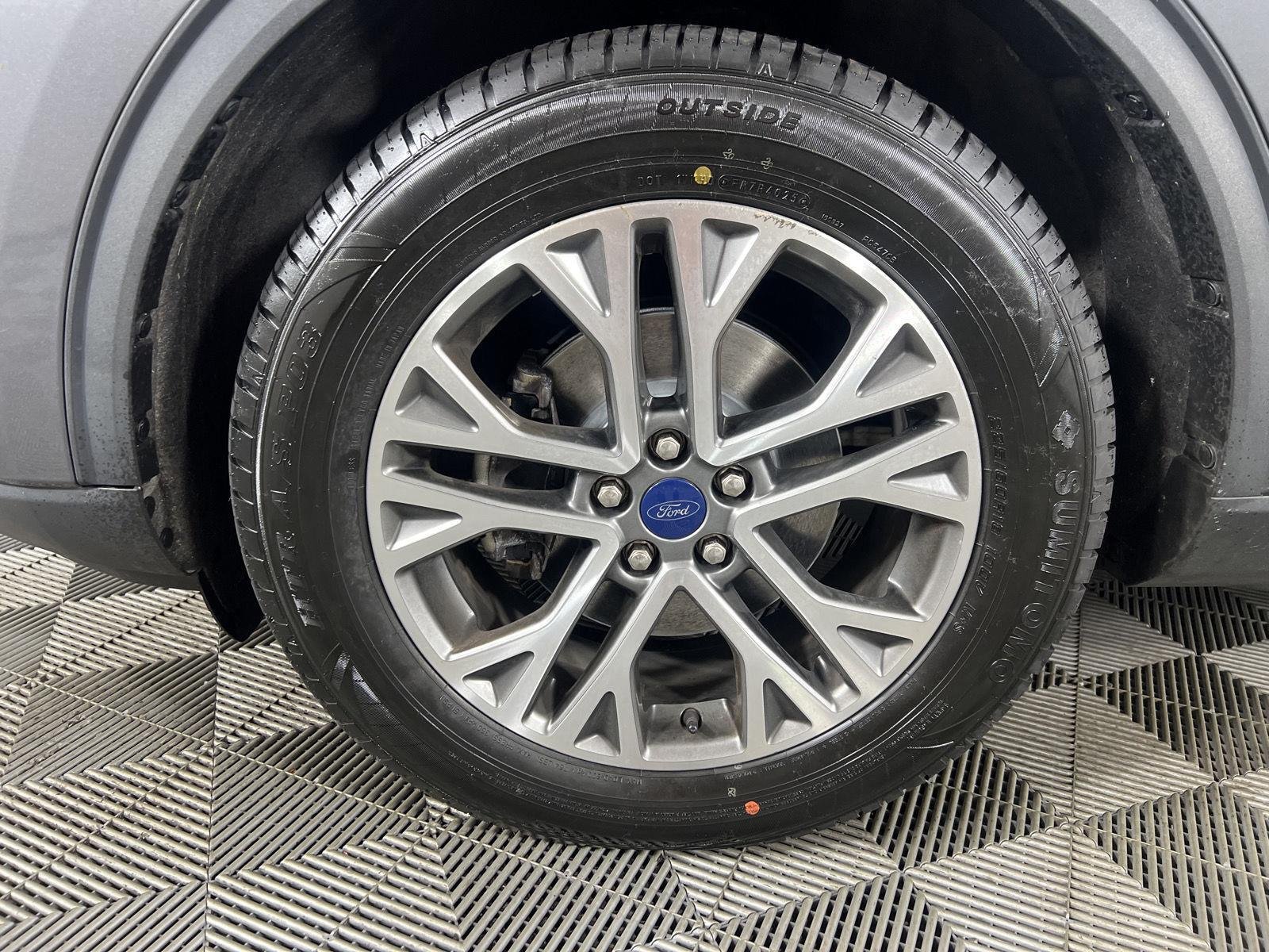 Used 2022 Carbonized Gray Ford SEL image 27
