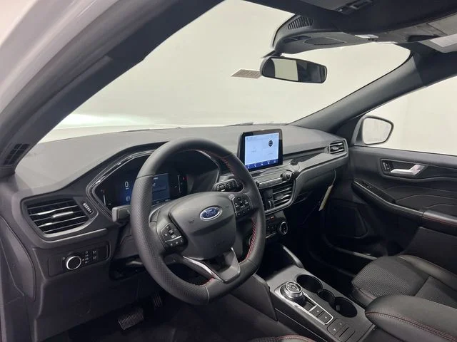 New 2026 Star White Metallic Tri-coat Ford ST-Line image 37