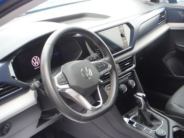 Used 2023 Blue Volkswagen 1.5T SE image 11