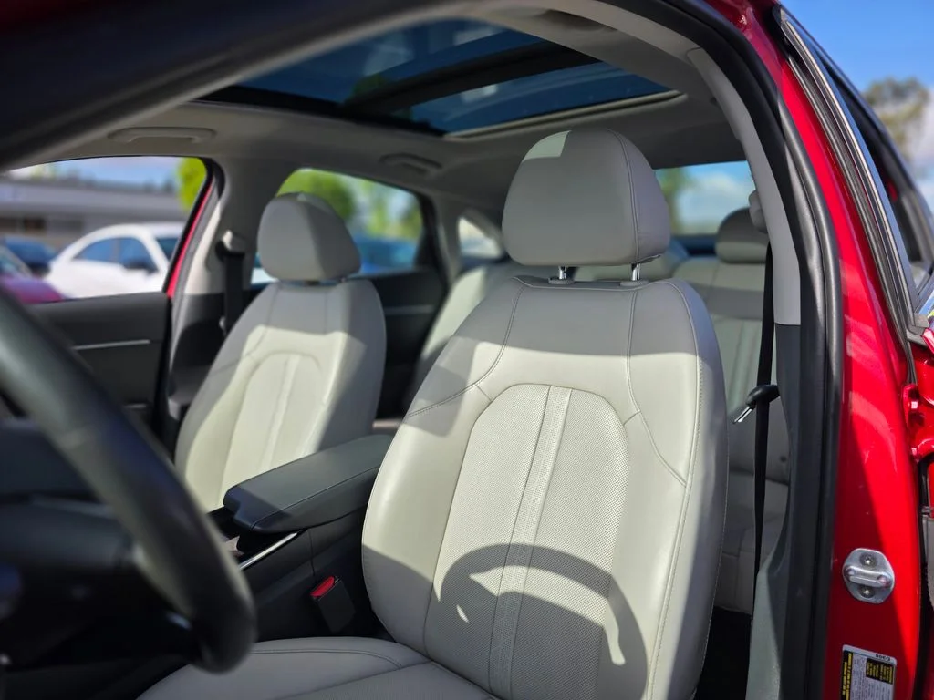 Used 2020 Red Hyundai SEL image 13