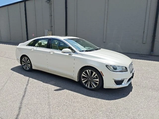 2018 Lincoln MKZ Hybrid Reserve FWD's photo