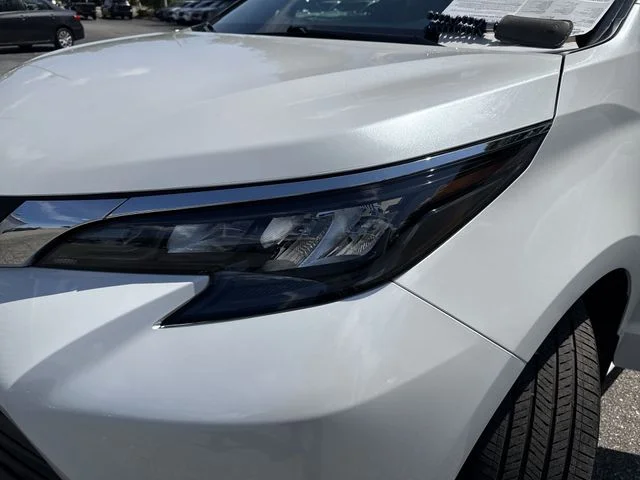Used 2024 Beige Toyota XLE image 31