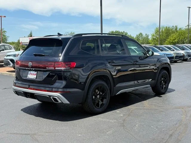 New 2026 Black Volkswagen 2.0T Peak Edition image 5