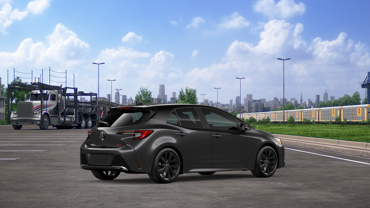 New 2026 Magnetic Gray Metallic with Midnight Black Metallic roof Toyota XSE image 10