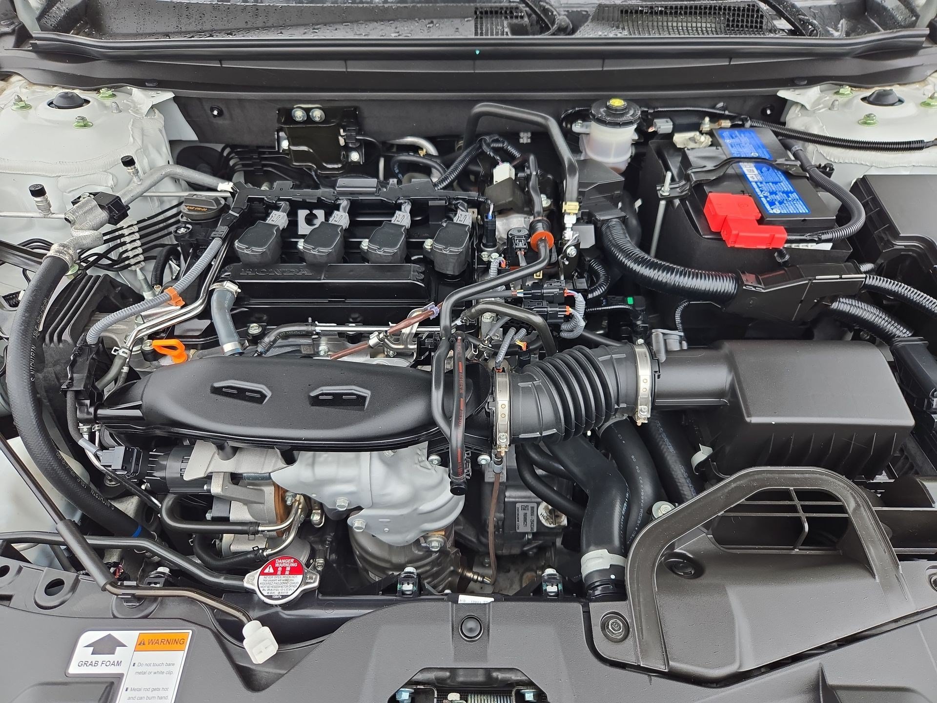 Used 2024 White Honda EX image 33