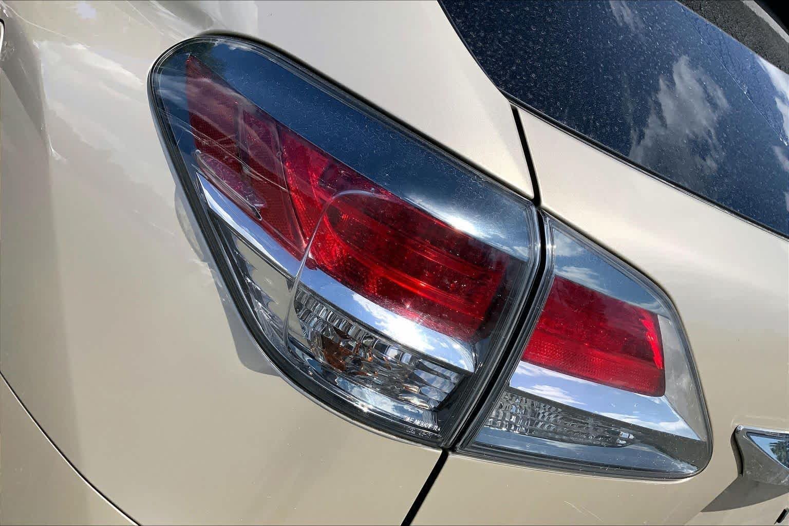 Used 2015 Satin Cashmere Metallic Lexus  image 29