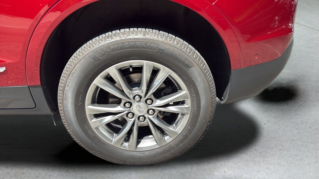 Used 2022 INFRARED TINTCOAT Cadillac AWD Premium Luxury image 15