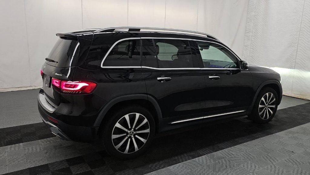 Used 2023 Black Mercedes-Benz GLB 250 image 3