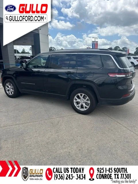 Used 2022 Diamond Black Jeep Limited image 5