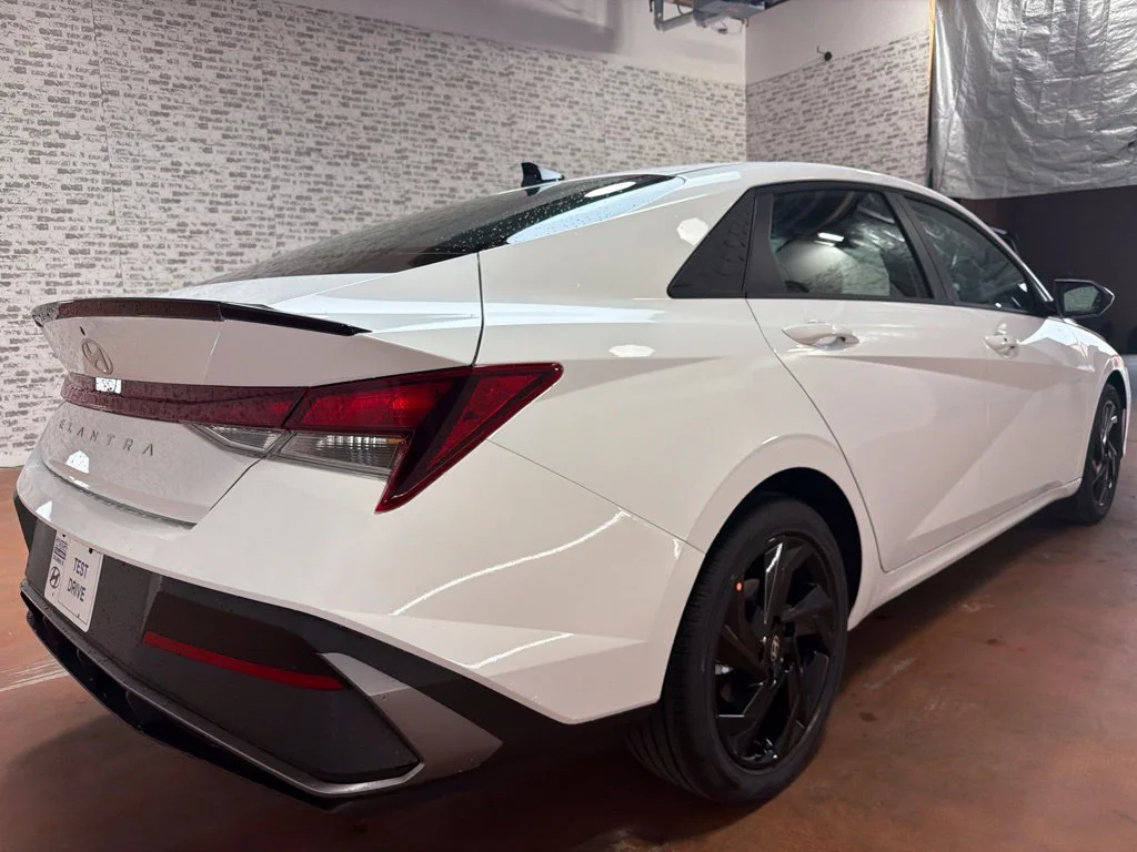 New 2026 Serenity White Hyundai SEL Sport image 7
