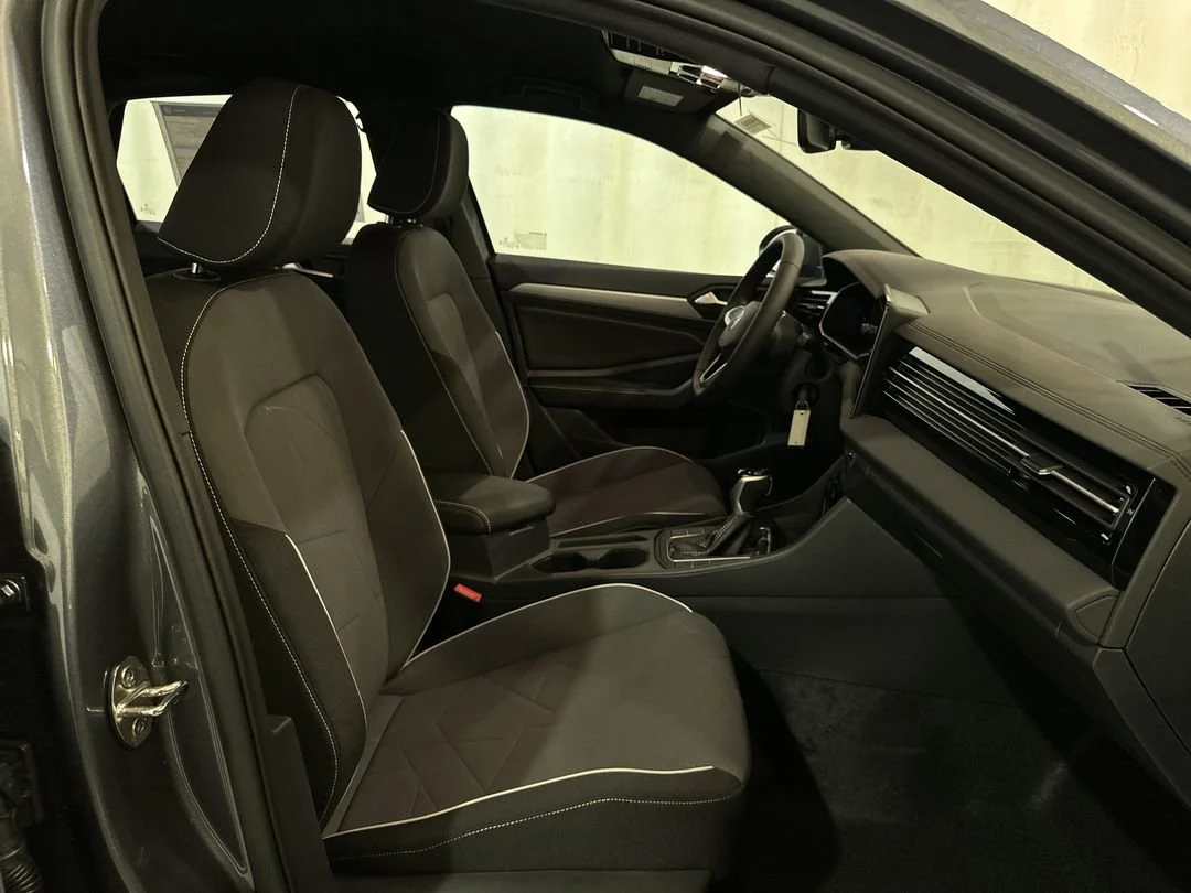 2026 Volkswagen Jetta Sport - Photo 14