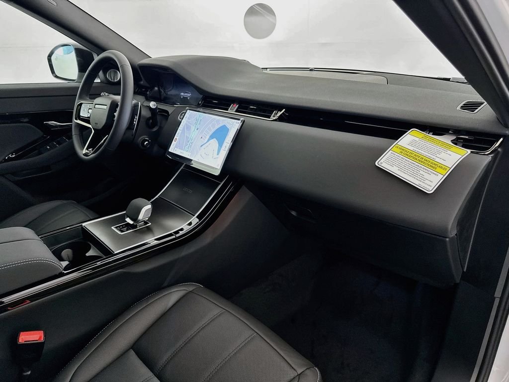New 2026 Fuji White Land Rover Hoxton Edition image 30